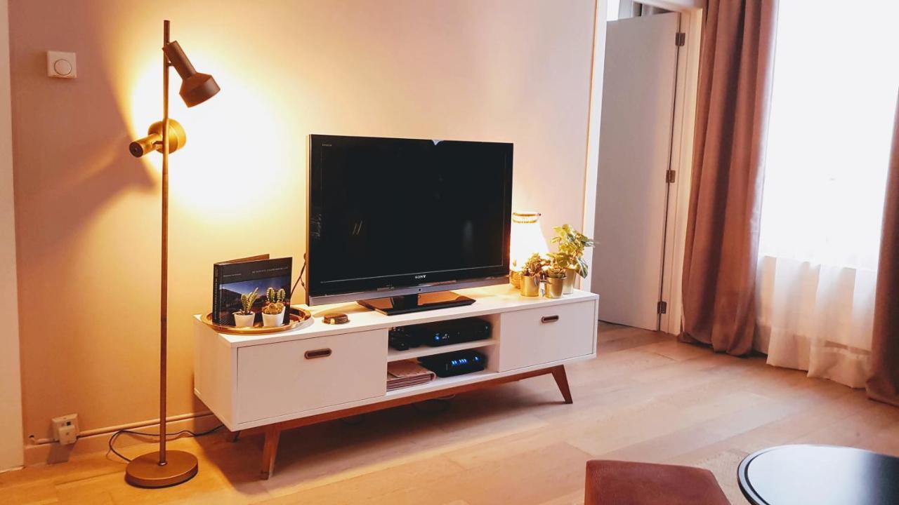 BnB Antwerpen - CHARMANT Buitenkant foto
