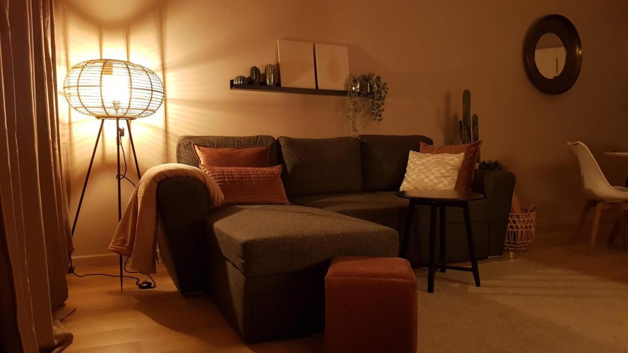 BnB Antwerpen - CHARMANT Buitenkant foto