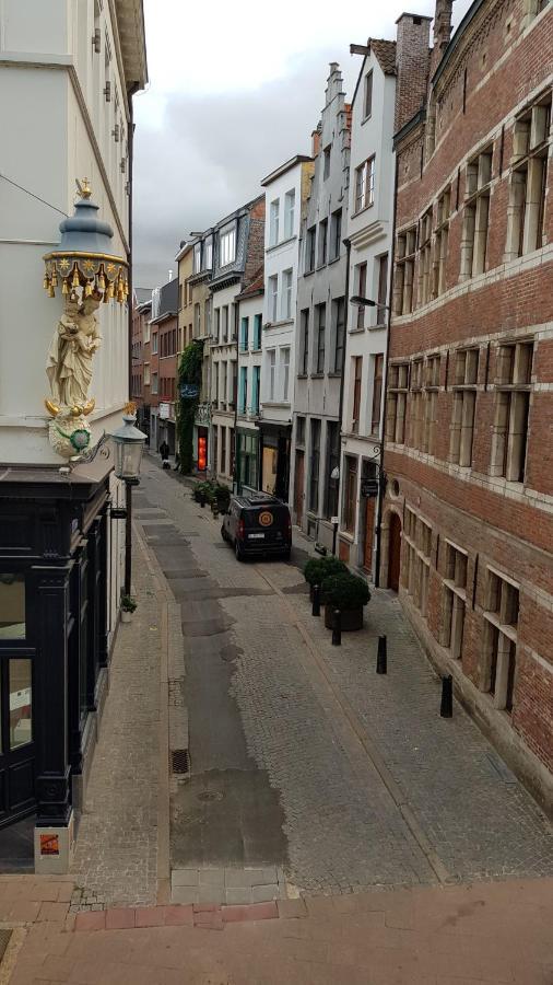 BnB Antwerpen - CHARMANT Buitenkant foto