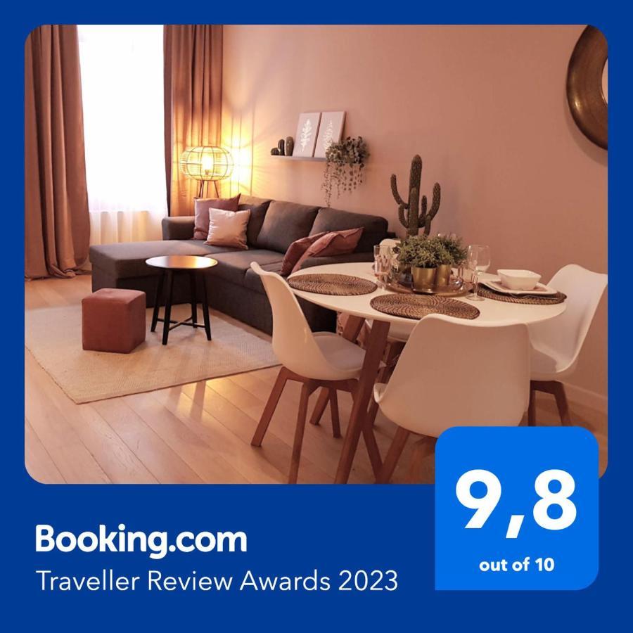 BnB Antwerpen - CHARMANT Buitenkant foto